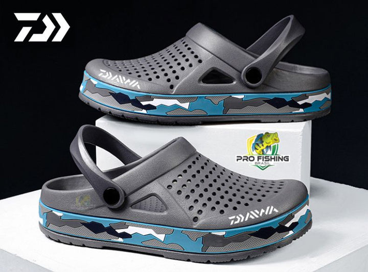 Nova Sandália Crocs DAIWA - Impermeável - Antiderrapante - SUPER CONFORTÁVEL